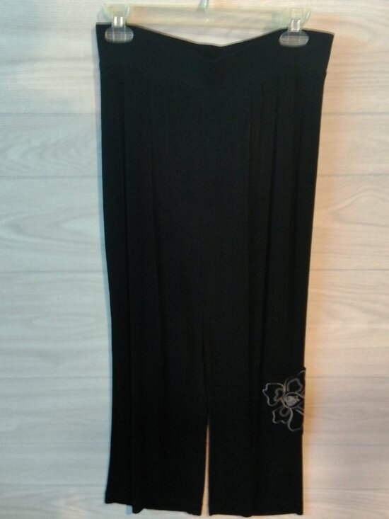 Jungle Boogie | Board/Swim Capris | Regular Rise | 23